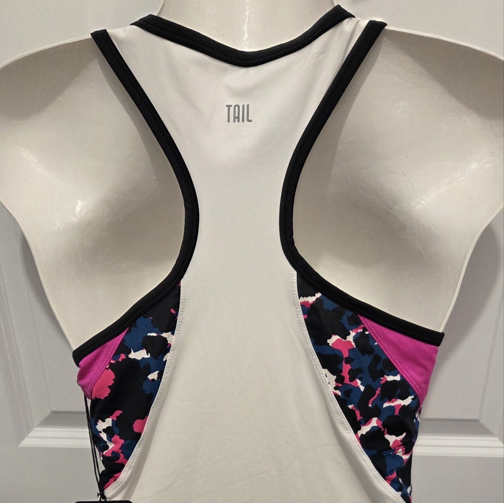 NWT Tail Tank Top Women’s Size Small Pickleball Racerback V-Neck, Gym, Athletic - Picture 4 of 9